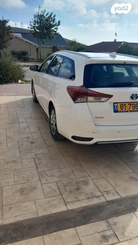 טויוטה אוריס