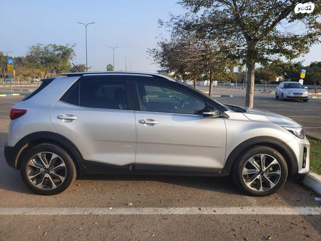 מודעת רכב קיה סטוניק