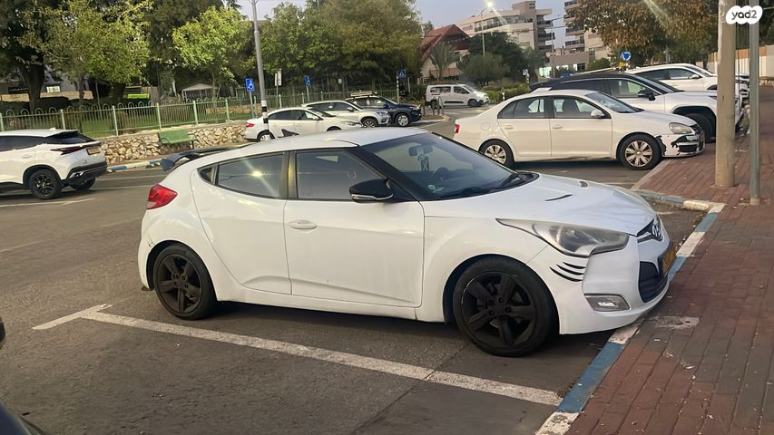 מודעת רכב יונדאי ולוסטר