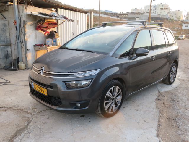 מודעת רכב סיטרואן C4 פיקאסו