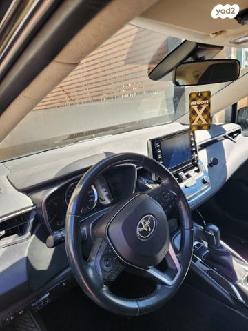 טויוטה קורולה