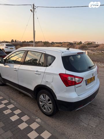 סוזוקי קרוסאובר