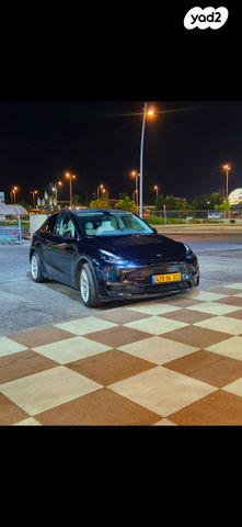 מודעת רכב טסלה מודל Y