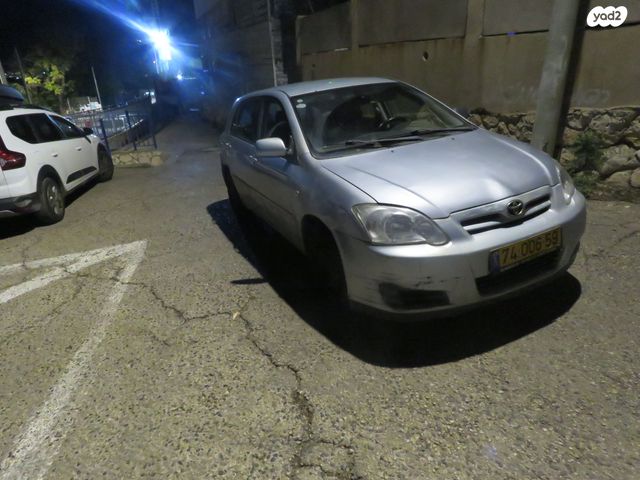 טויוטה קורולה