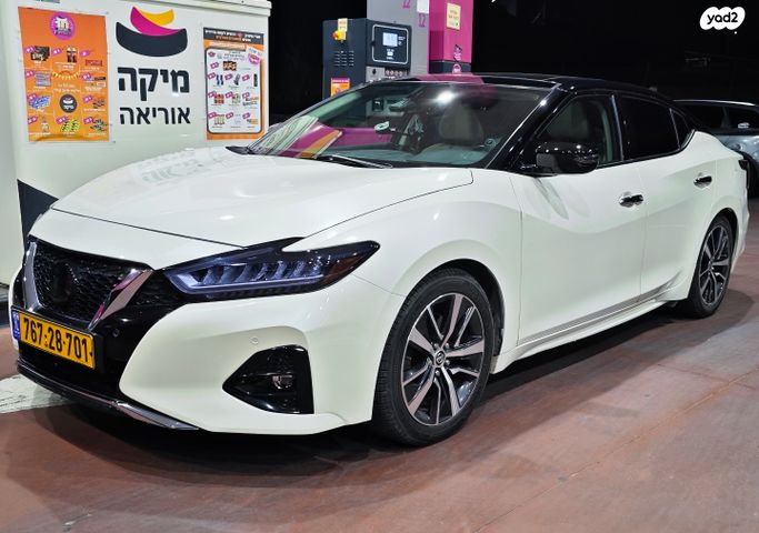 ניסאן מקסימה