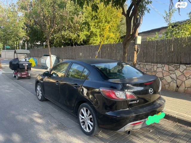 מודעת רכב מאזדה 3