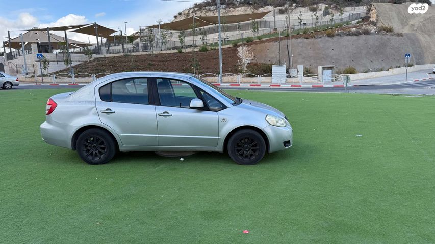 סוזוקי SX4