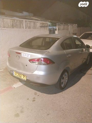 מודעת רכב מאזדה 2