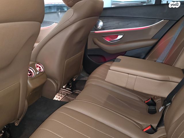 מרצדס-בנץ E-class