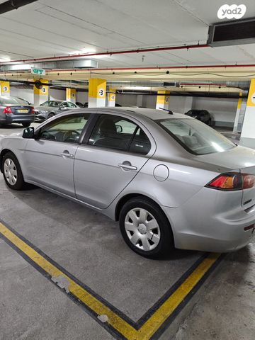 מיצובישי לנסר