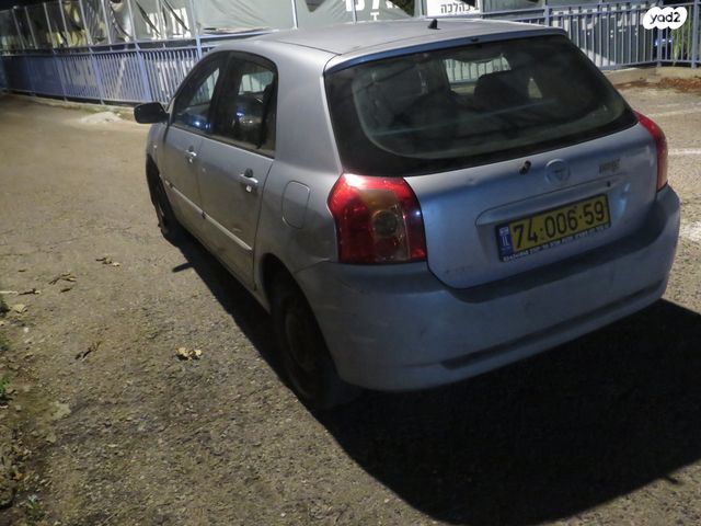 טויוטה קורולה