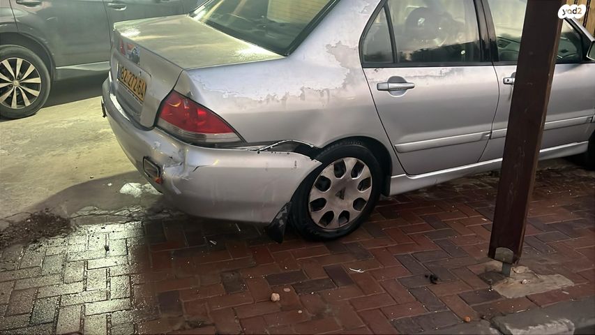 מודעת רכב מיצובישי לנסר