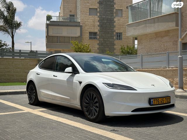 טסלה מודל 3