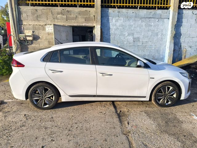 מודעת רכב יונדאי איוניק