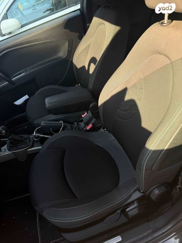 אלפא רומיאו מיטו