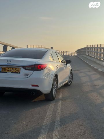 מודעת רכב מאזדה 6