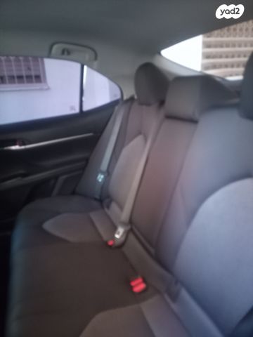 טויוטה קאמרי