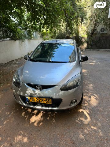 מודעת רכב מאזדה 2