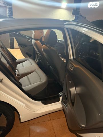 מודעת רכב יונדאי איוניק