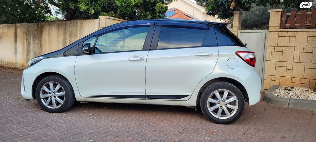 מודעת רכב טויוטה יאריס