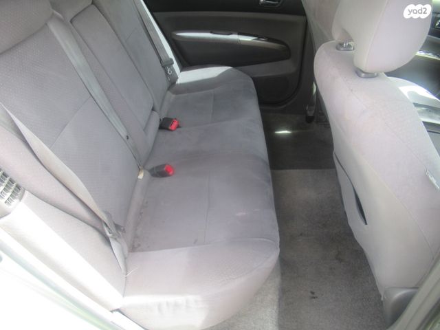 טויוטה פריוס