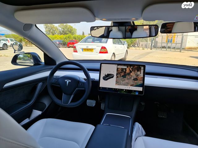 טסלה מודל 3