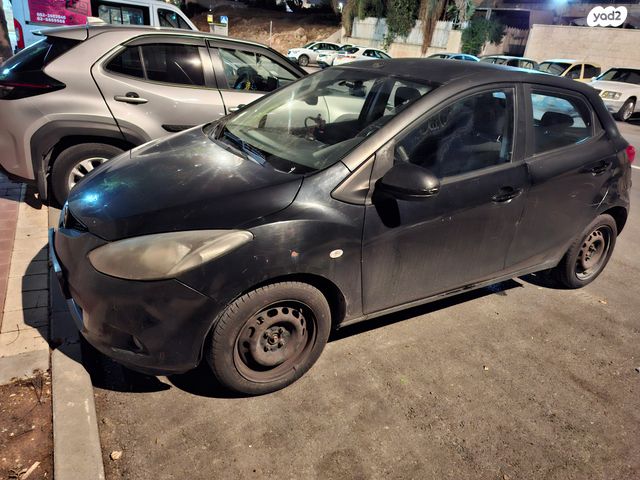 מודעת רכב מאזדה 2