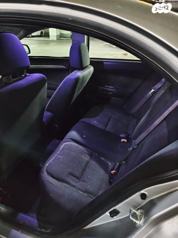 מיצובישי לנסר