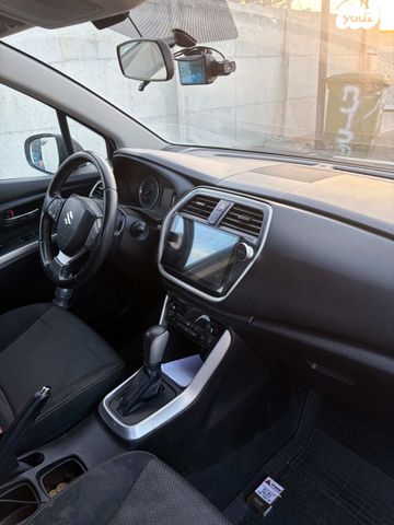 סוזוקי קרוסאובר