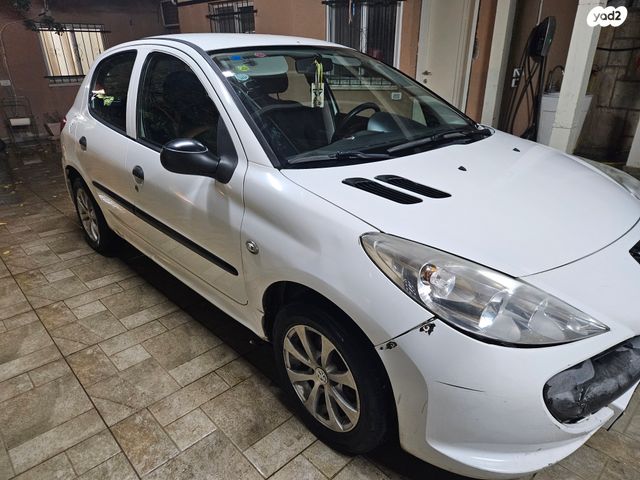 מודעת רכב פיג'ו 206