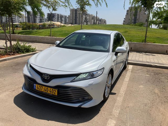 טויוטה קאמרי