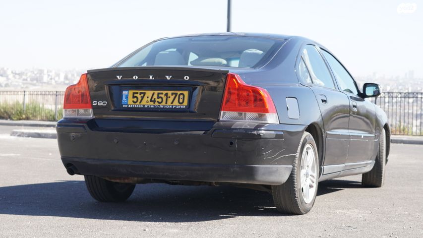 וולוו S60
