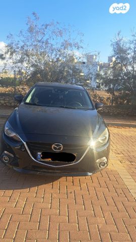 מאזדה 3