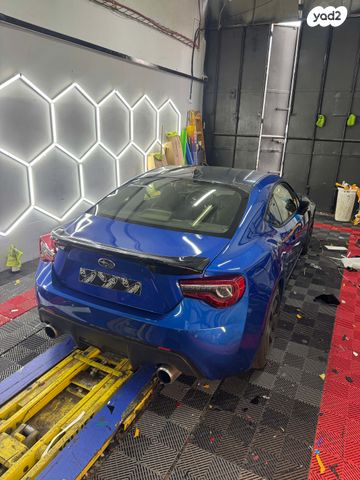 סובארו BRZ