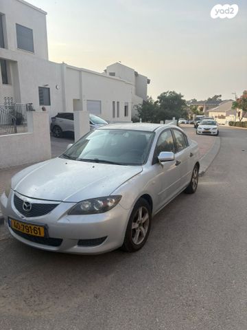 מאזדה 3