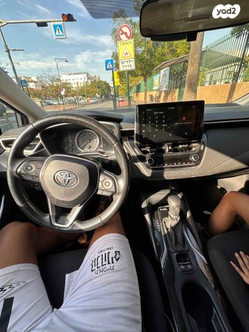 טויוטה קורולה