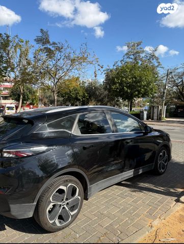 ג׳ילי Geometry C