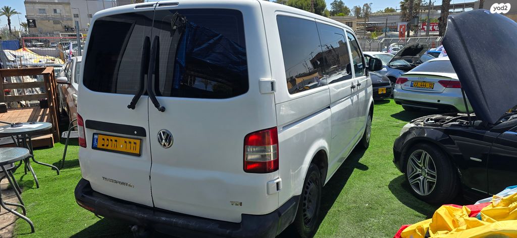 מודעת רכב פולקסווגן טרנספורטר