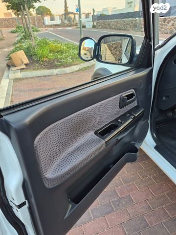 איסוזו די-מקס