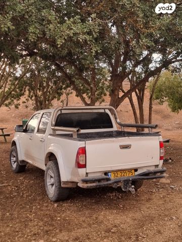 מודעת רכב איסוזו די-מקס