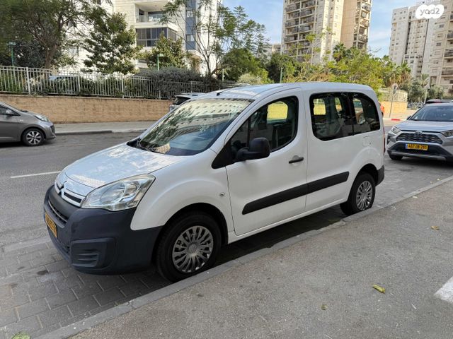 מודעת רכב סיטרואן ברלינגו