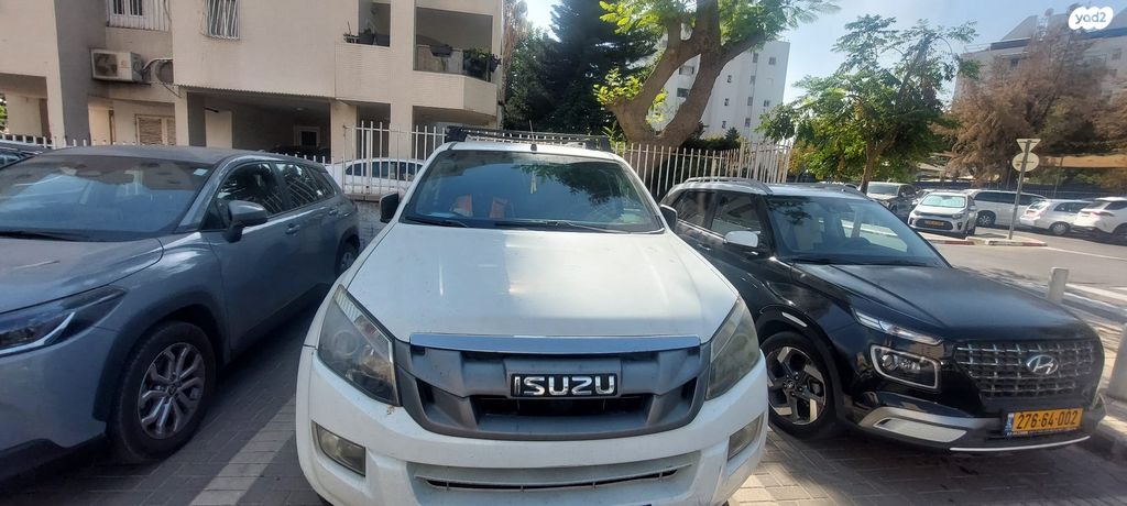 מודעת רכב איסוזו די-מקס