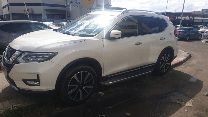 מודעת רכב ניסאן אקס טרייל