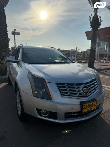 מודעת רכב קאדילק SRX