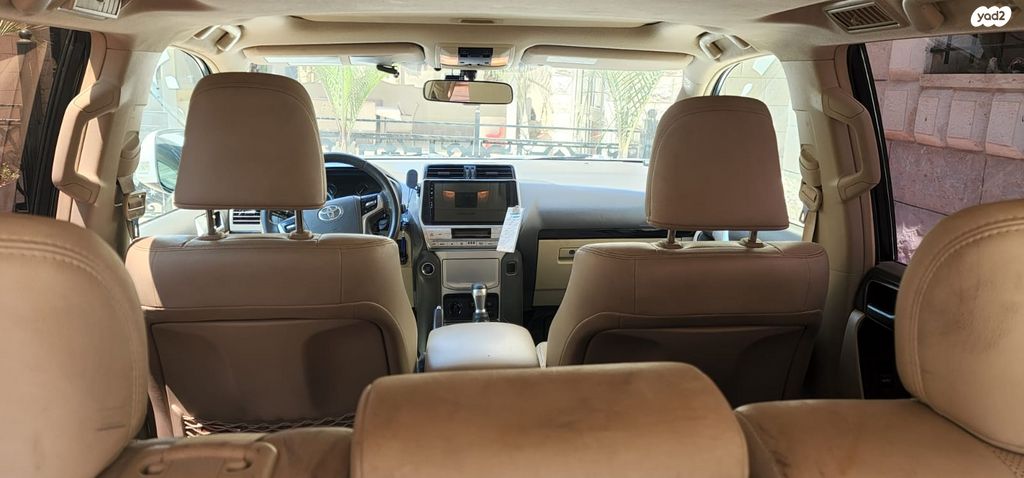 מודעת רכב טויוטה לנד קרוזר