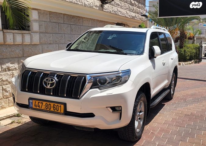 טויוטה לנד קרוזר