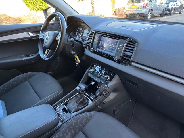 מודעת רכב סקודה קארוק