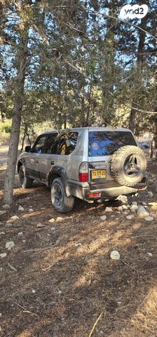 טויוטה לנד קרוזר