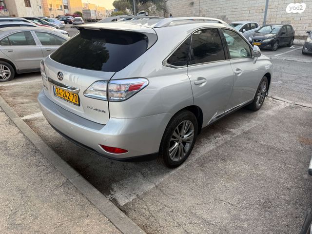 מודעת רכב לקסוס RX