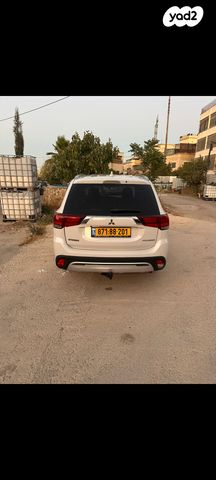 מיצובישי אאוטלנדר